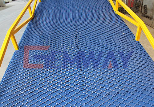 anti-slip platform
