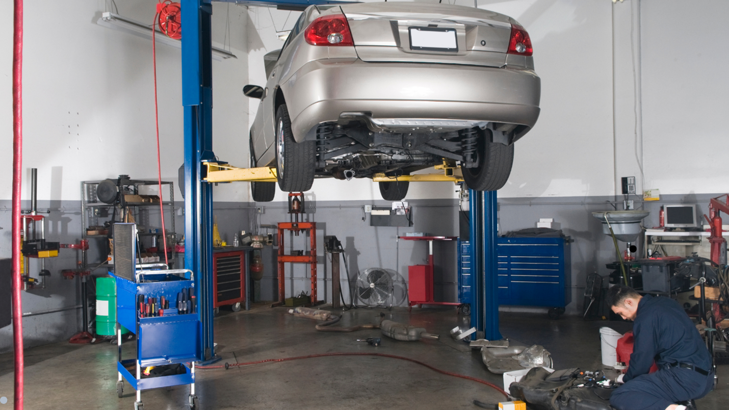 Useful Car Lifts In Auto Repair Enhancing Service